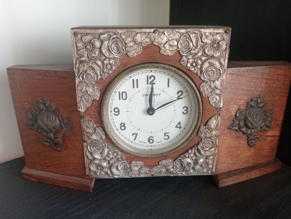 Relógio antigo para decoração