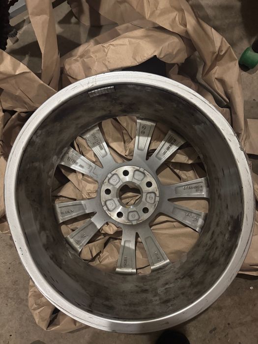 Диск один оригінал Audi 18