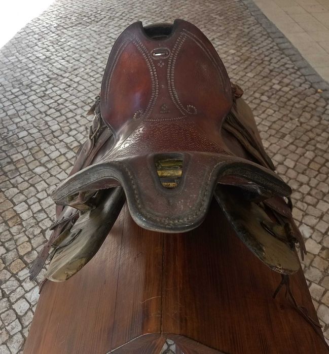 Sela para cavalo com arreios