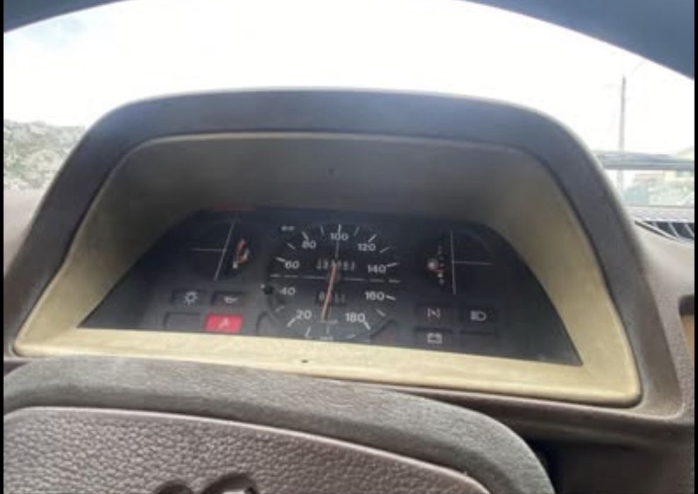 peugeot 305 classico