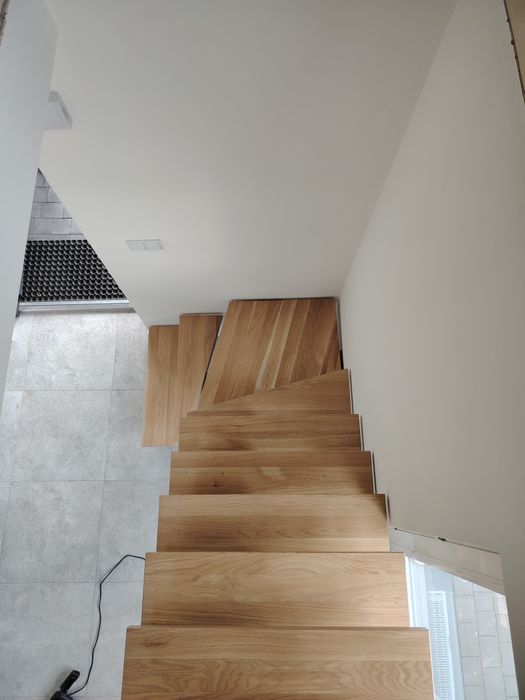 Schody metalowe stalowe stopień debowy