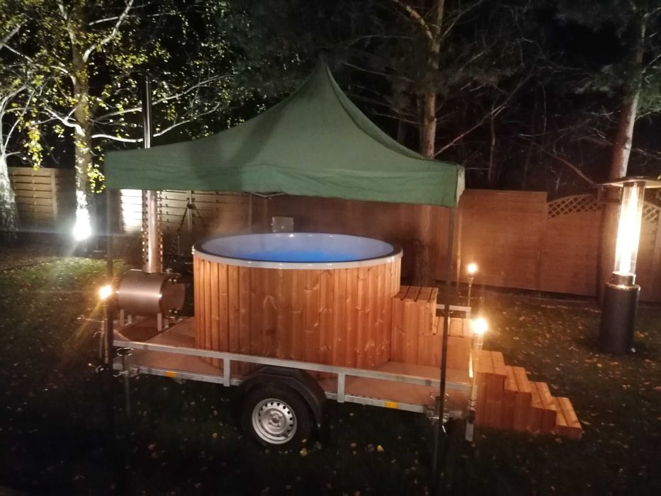 Mobilne jacuzzi gorąca  bania balia ogrodowa podświetlenie LED wynajem