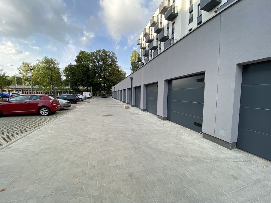 Wynajme garaż  kopcińskiego 13/19 brama zamknieta kamera