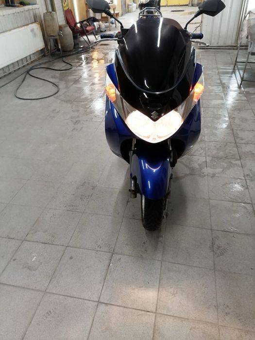 Suzuki SkyWave 250