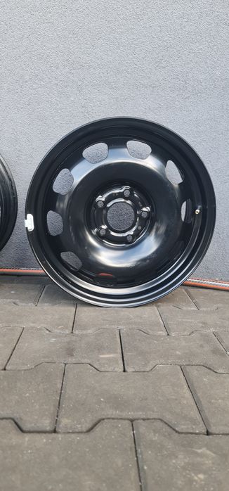 "16 5x114.3 Renault Daria nowe