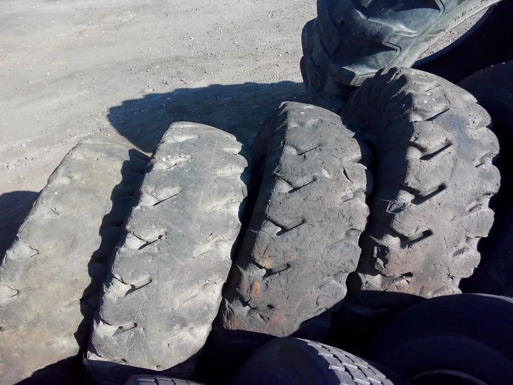 Opony Przemysłowe 10,00R15 10,00-15 MICHELIN MIND2