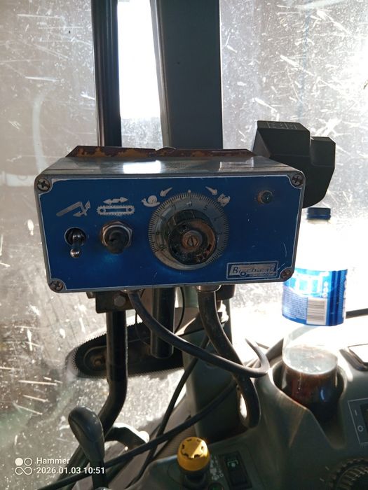 Rozrzutnik obornika, wapna, pomiotu Brochard