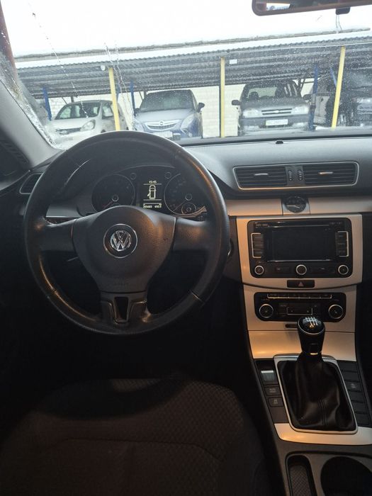 VW Passat b7. універсал .