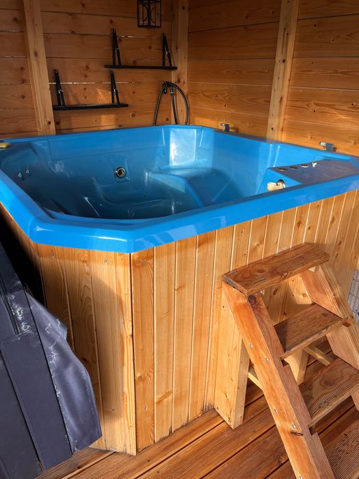 Jacuzzi wanna spa balia