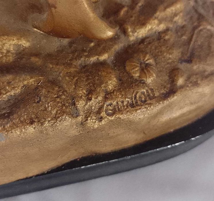 Estatua dourada com cavalo altura 41cm depois escultor francês Coustou