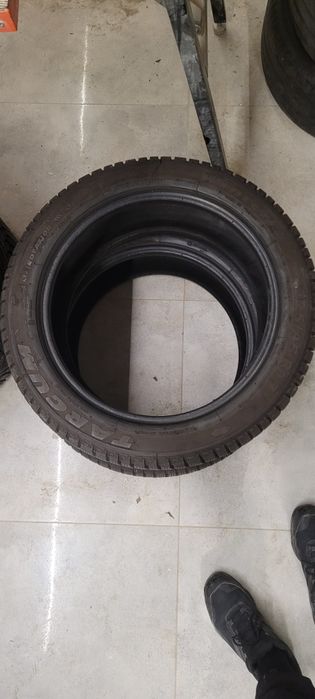 Opony zimowe 225 45 17