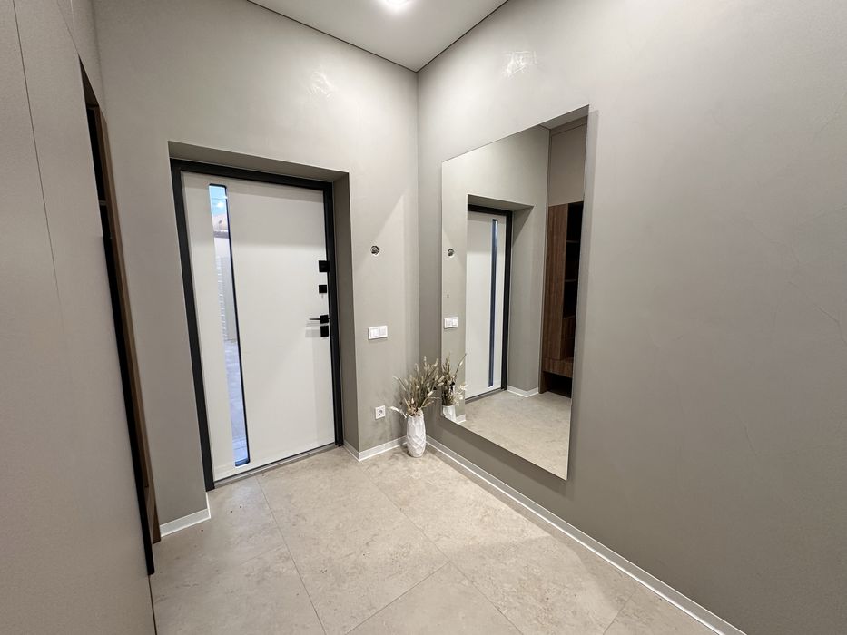 Дуплекс з меблями і технікою/4 кімнати/свій двір/ЖК Львівський Маєток