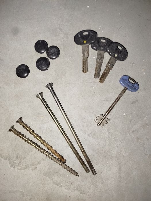 Двері вхідні броньовані дверь