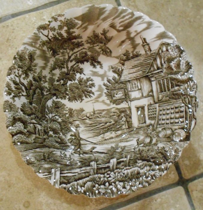 Vendo serviço de louça inglesa