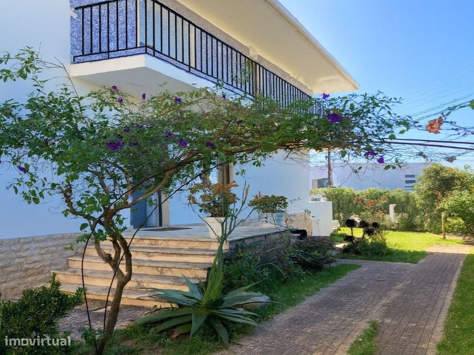 Moradia T6 com Piscina a Sal em Alcabideche - Espaço, Modernidade e...