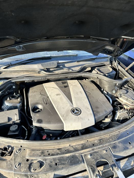 MERCEDES Ml 350 LIFT , anglik