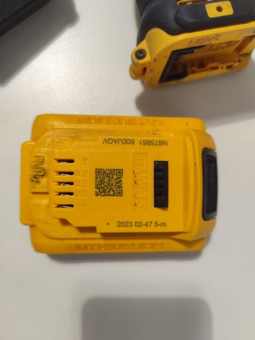 DeWalt dcf787+ Aku i ładowarka