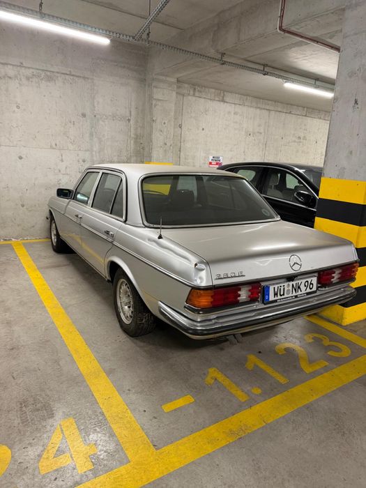 Mercedes-Benz W123 123 280E Automat