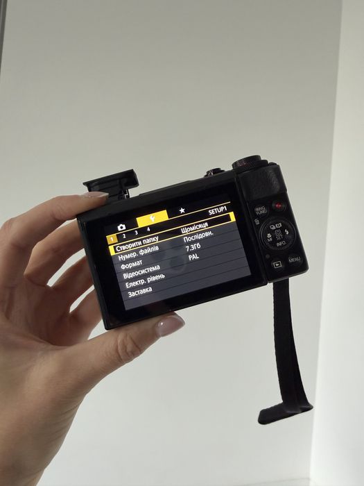 Canon Powershot G7 X Mark фотоапарати купити на OLX.ua