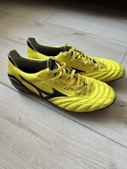 Футбольні бутси  mizuno morelia neo