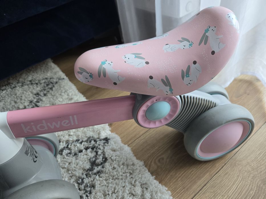 Jeździk, mini rowerek biegowy Petito marki Kidwell