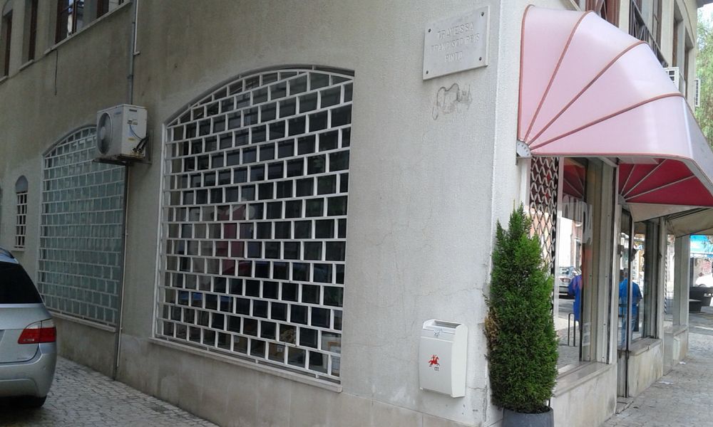 Aluga-se loja alverca