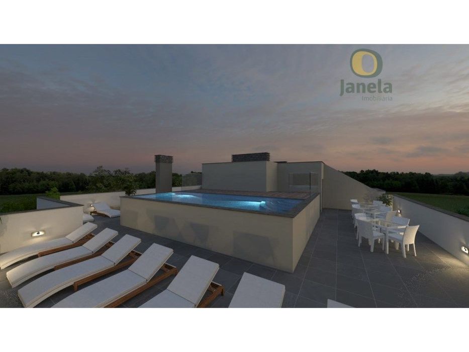 Excelente T2, NOVO, com piscina, jardim, arrecadação e garagem