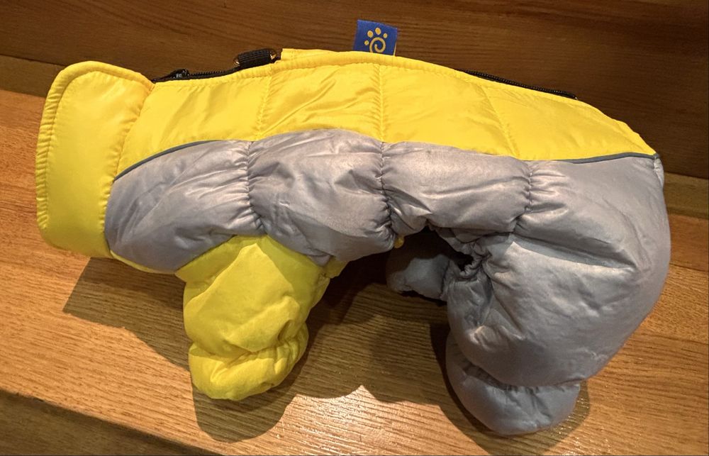 Ubranko dla malego pieska okolo 4kg.