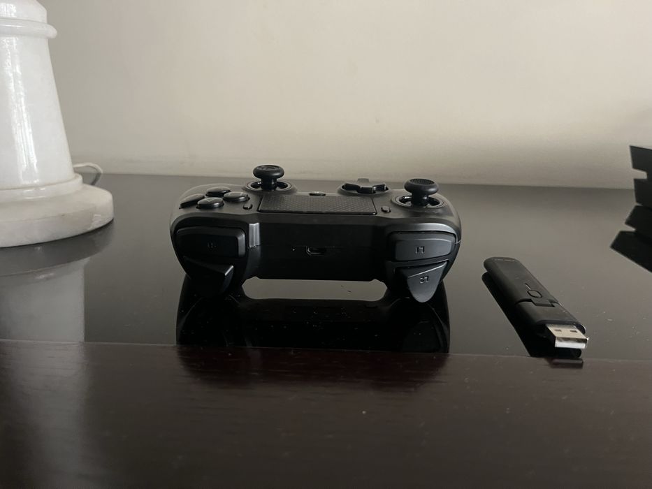 Comando PS4 Wireless Nacon Asymmetric