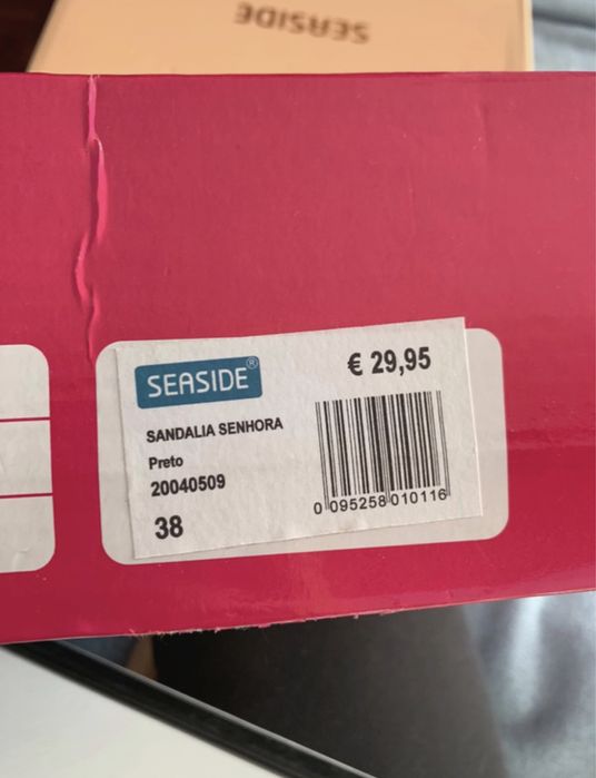 Sandálias pretas