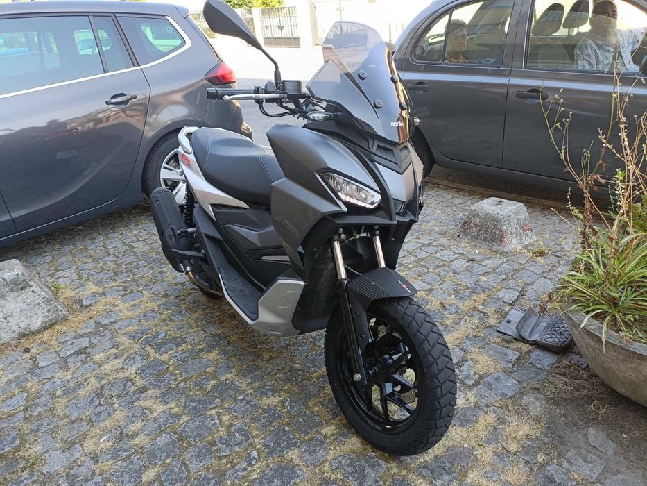 APRÍLIA SR GT125
