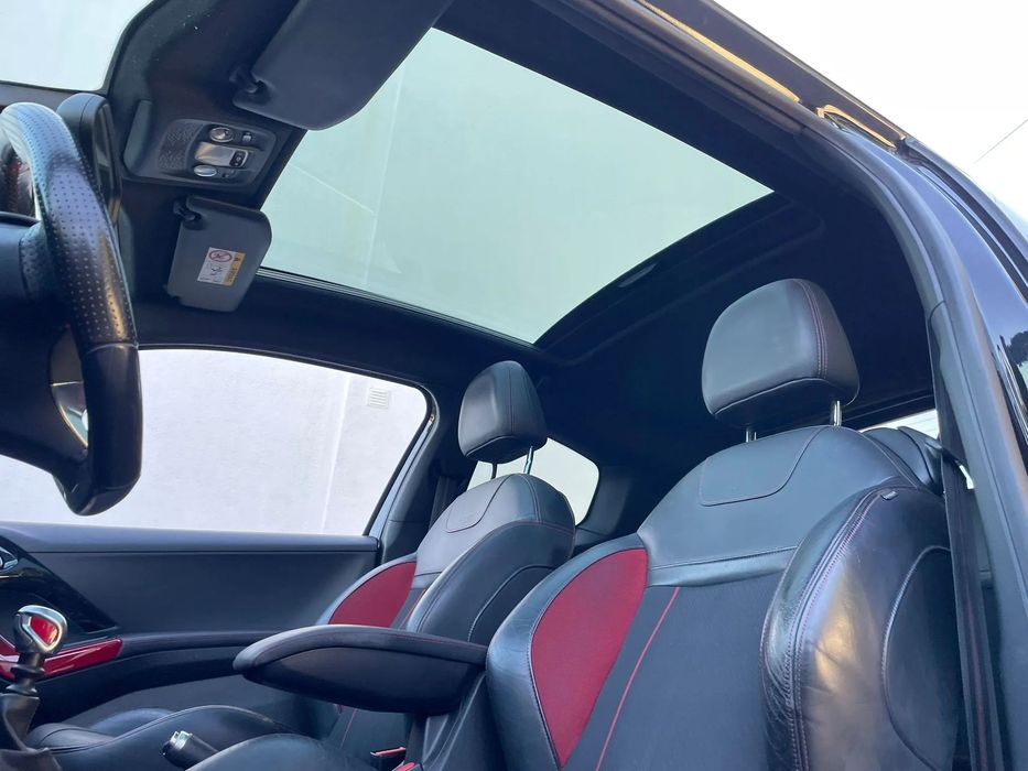 Peugeot 208 GTI 200 THP
