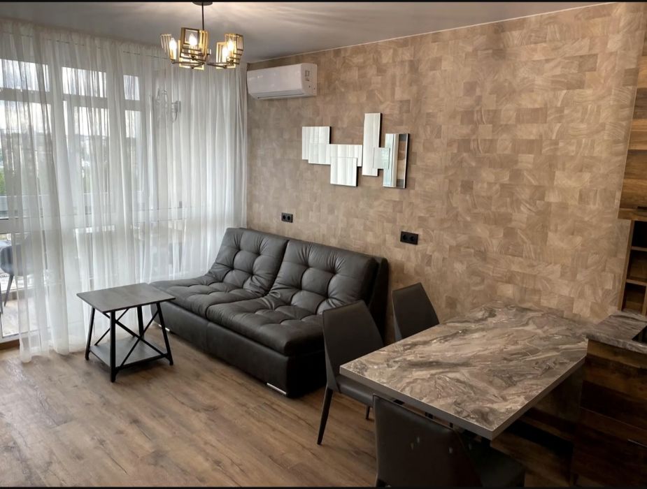 Здам 1км.Квартиру Джона Маккейна вул. (Івана КУДРІ), З-А