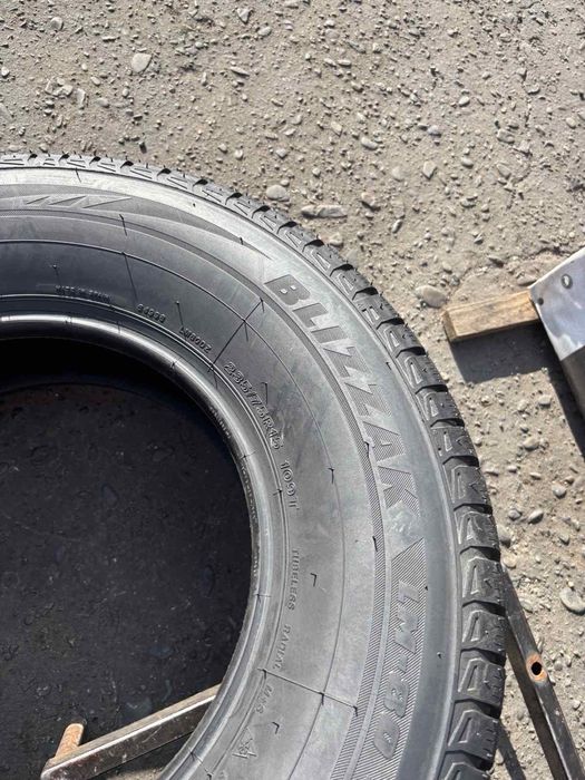 Шини нові 235/75 R15 Bridgestone зима 2021 рік