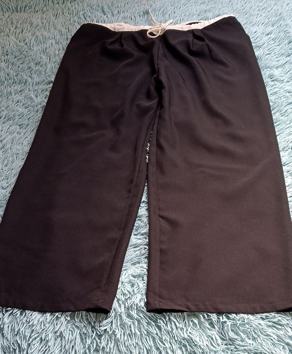 Spodnie czarne plussize ściagane trokiem Exstro & Wert