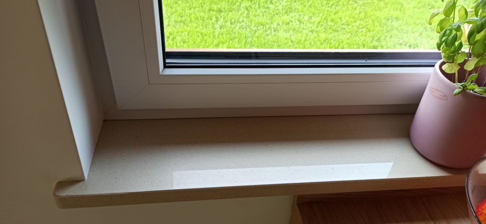 Parapet konglomerat beżowy