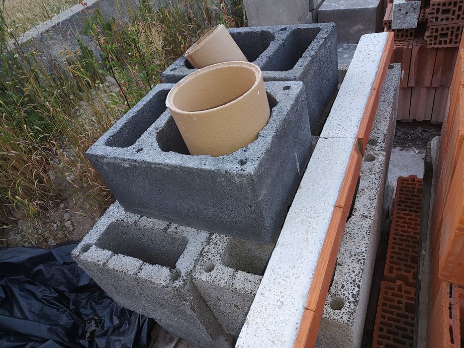 Materiały budowlane kibelek wychodek WC  drut cegła strop komin  NOWE