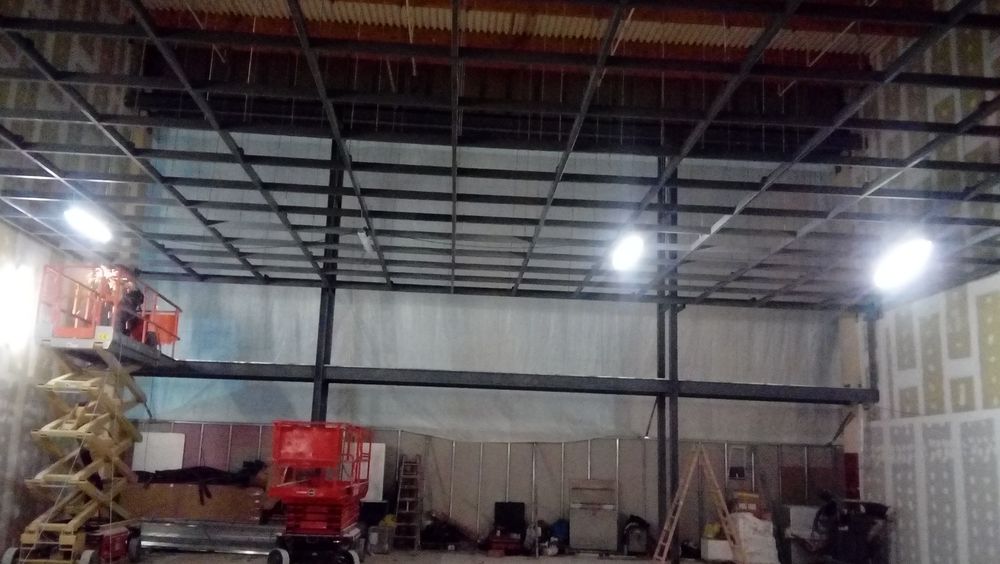 Telhados e estruturas metálicas