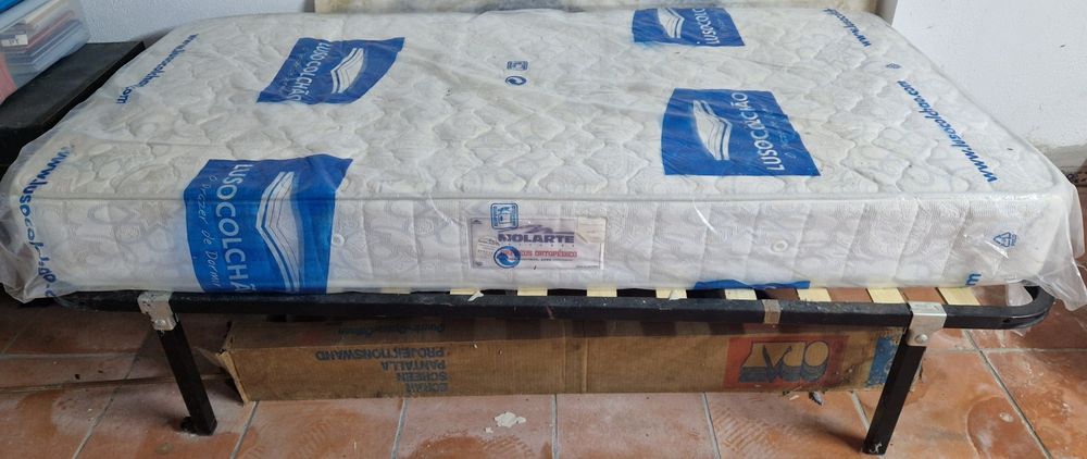 Cama mais colchão