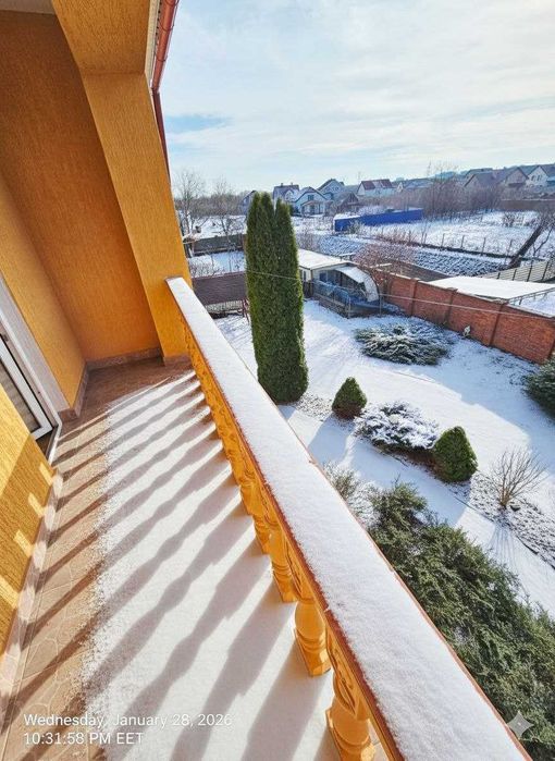 Продається добротний цегляний будинок на околиці м.Стрий...