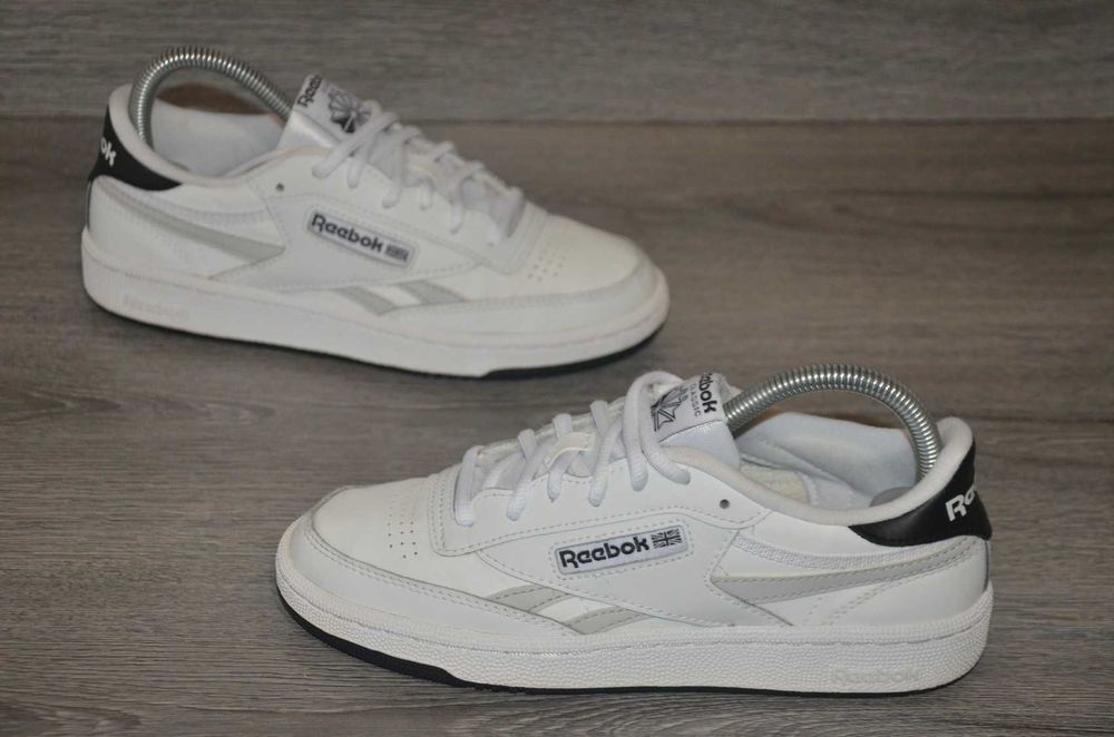 Продам кросівки Фірма Reebok.