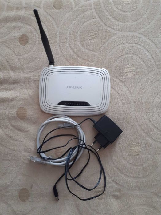 Роутер ( маршрутизатор) WI-FI ( 2 шт)