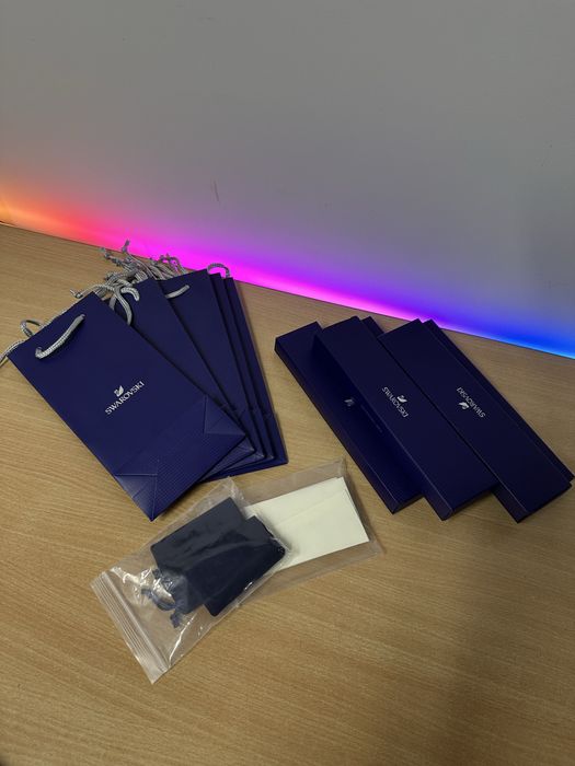 3 komplety opakowań do biżuterii Swarovski nowe