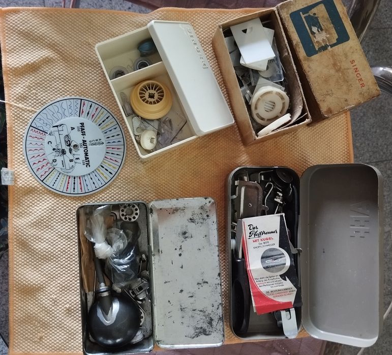 Caixas de máquinas de costura