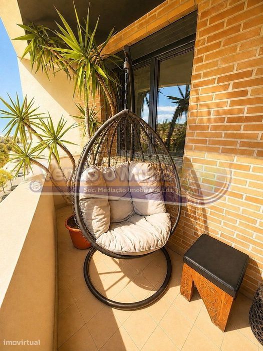 Apartamento T2 em Loures (LXLR045)