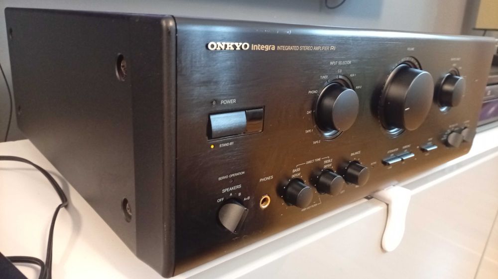 Wzmacniacz Onkyo 8850 .