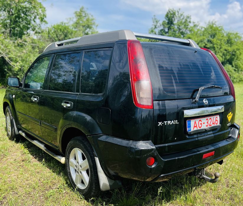 Продам Nissan X-Trail в кузові T30 2004року