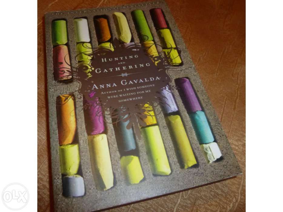 Livro Hunting and Gathering