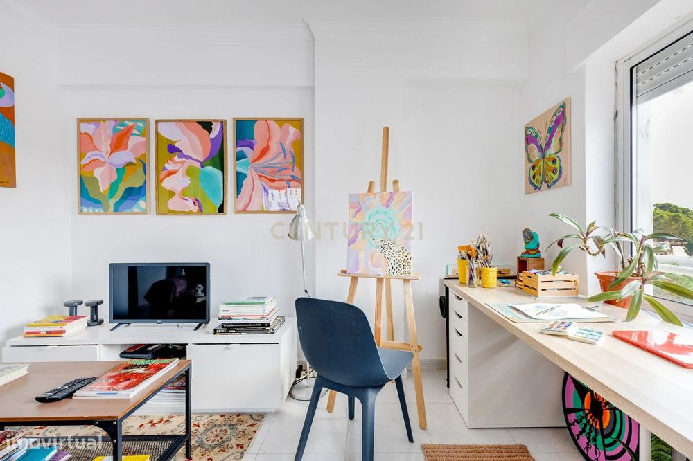 Apartamento T1 em Corroios, Seixal | Praticidade para o dia a dia e pr