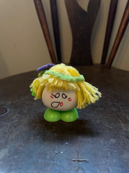 Mini Boneca De Plástico